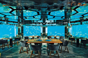 best-underwater-restaurants-2
