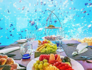 underwater-fine-dining-experience