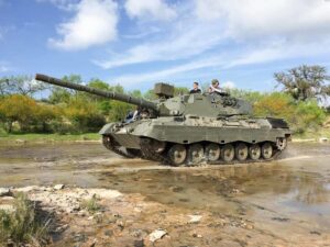 leopard-tank-driving-1024x768 (1)